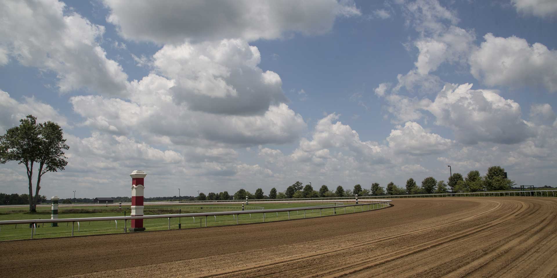 A wide shot of one of Keenfieldview’s dirt tracks.